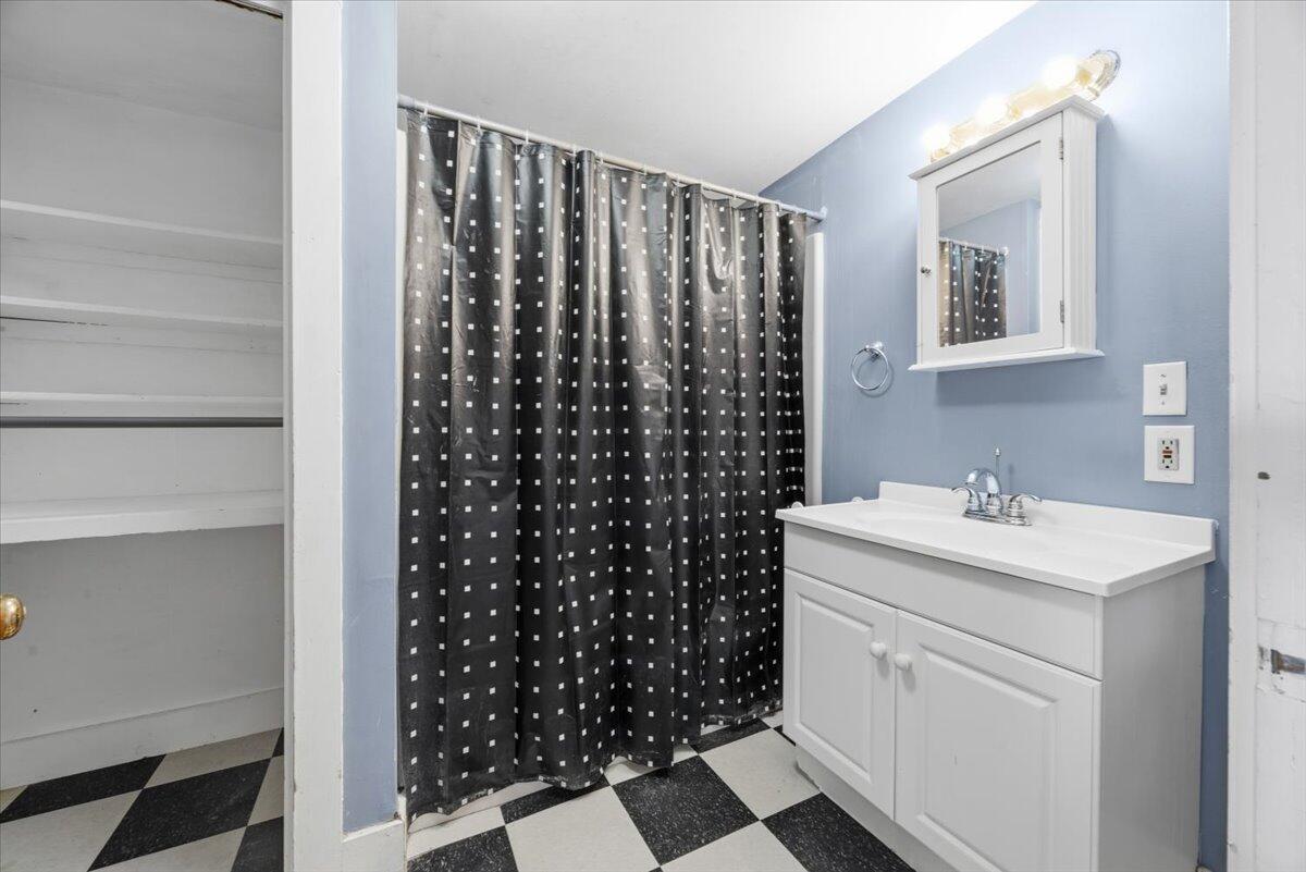 10-12 Maple Street Biddeford, ME 04005 - Photo 30 of 41 34-10 Maple-34