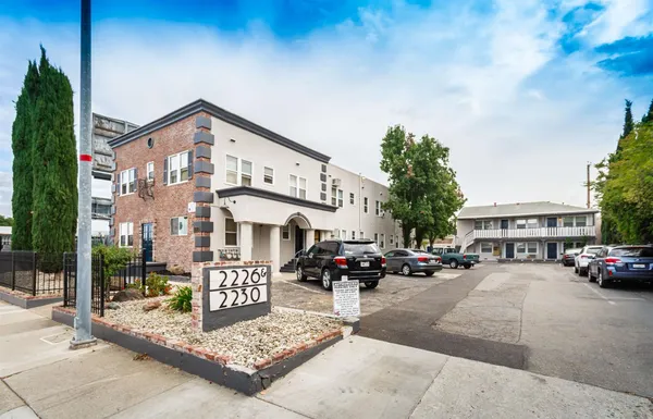 $2,295,000 | 2226 Sutterville Road, Sacramento, CA 95822