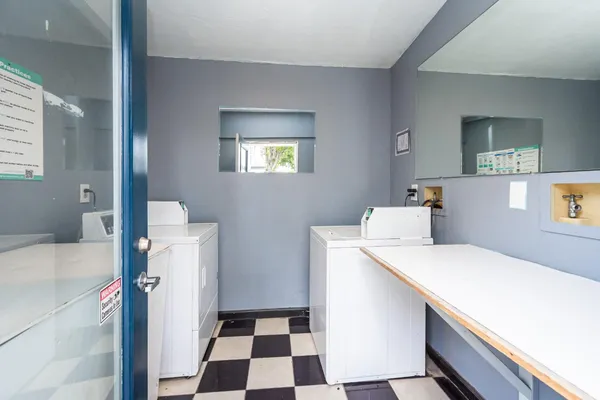 $2,295,000 | 2226 Sutterville Road, Sacramento, CA 95822