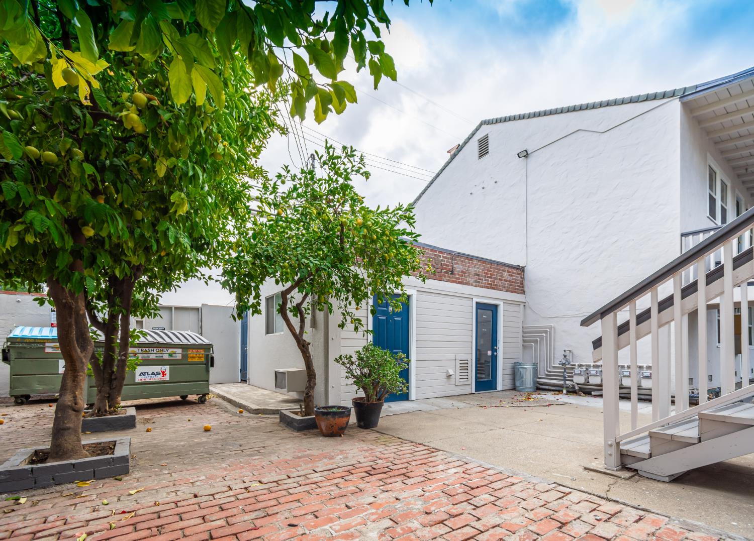 2226 Sutterville Road Sacramento, CA 95822 - Photo 9 of 13 a view of a house with a patio