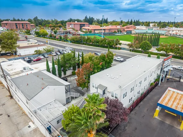 $2,295,000 | 2226 Sutterville Road, Sacramento, CA 95822