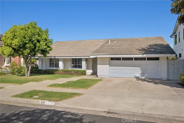 $3,995,000 | 2030 Port Weybridge Place, Newport Beach, CA 92660