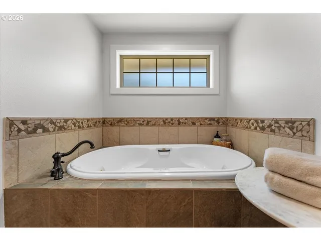 $1,195,000 | 22950 Southeast Filbert Road, Eagle Creek, OR 97022