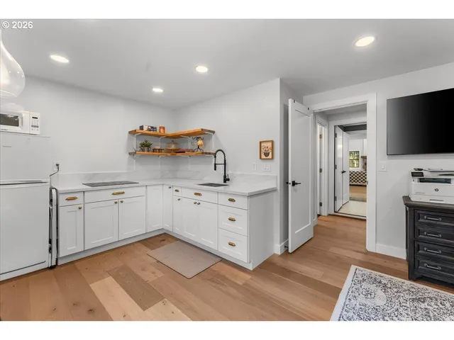 $1,195,000 | 22950 Southeast Filbert Road, Eagle Creek, OR 97022