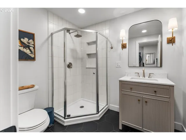 $1,195,000 | 22950 Southeast Filbert Road, Eagle Creek, OR 97022