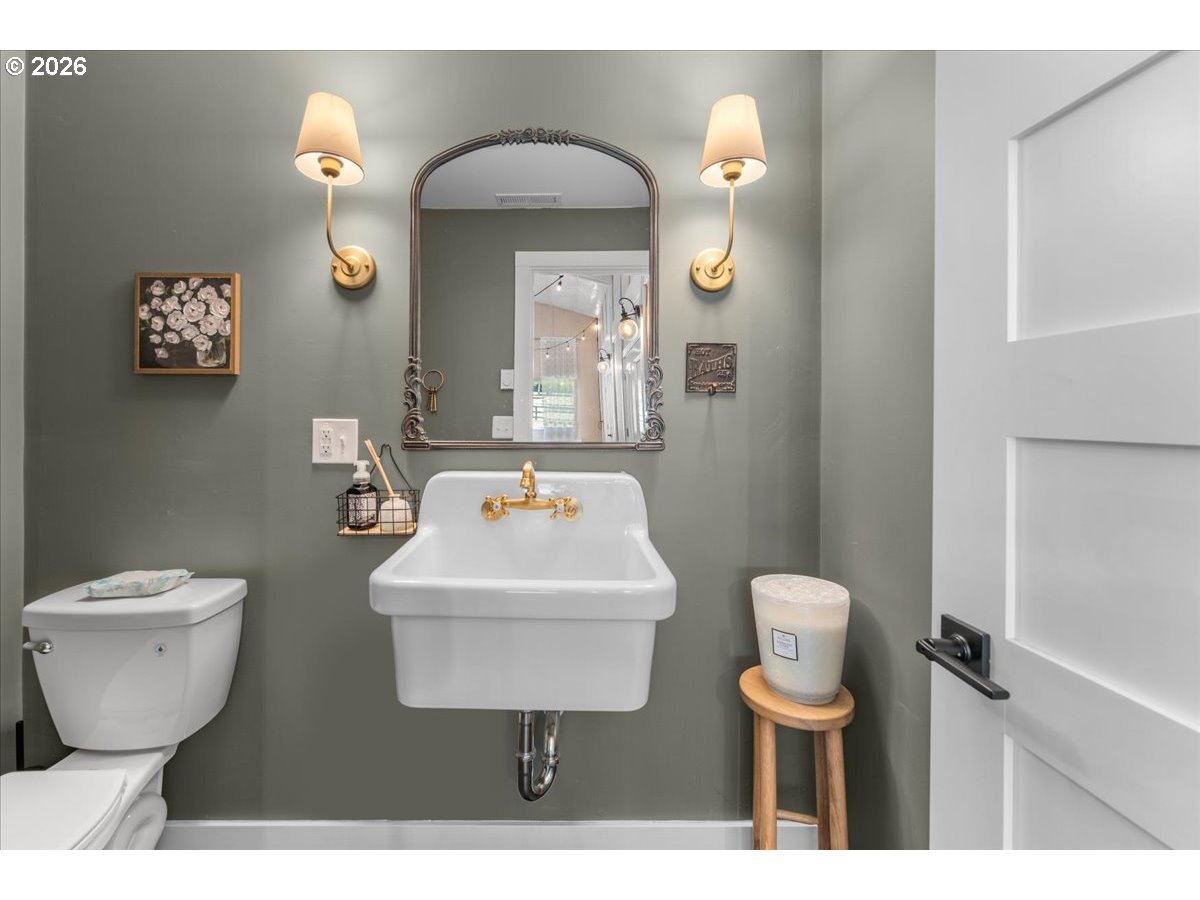 22950 Southeast Filbert Road Eagle Creek, OR 97022 - Photo 35 of 46