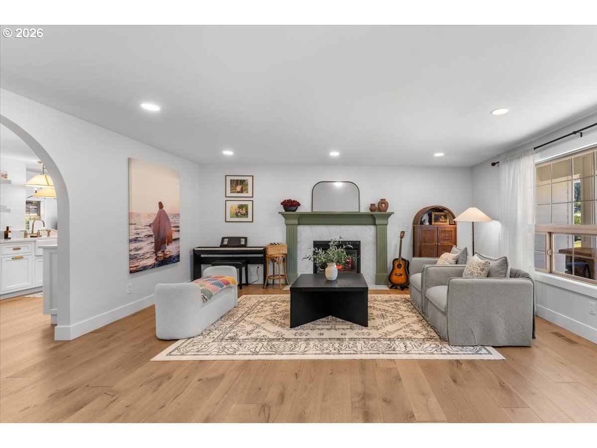 22950 Southeast Filbert Road Eagle Creek, OR 97022 - Photo 6 of 46