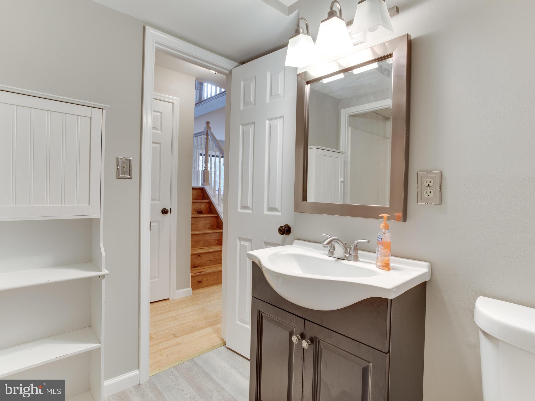 904 Ritchie Road Crownsville, MD 21032 - Photo 20 of 29 Bath