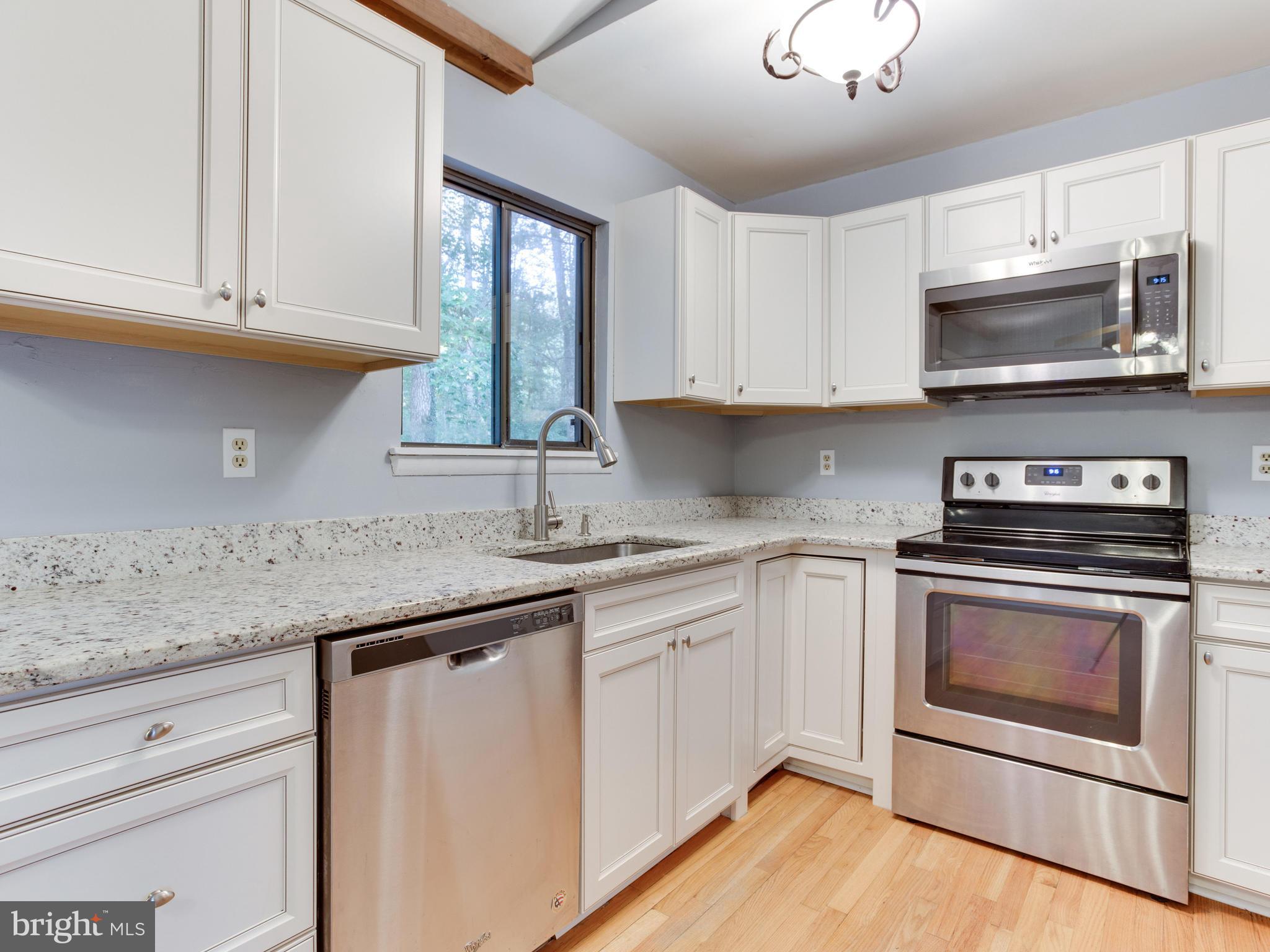 904 Ritchie Road Crownsville, MD 21032 - Photo 5 of 29 Kitchen