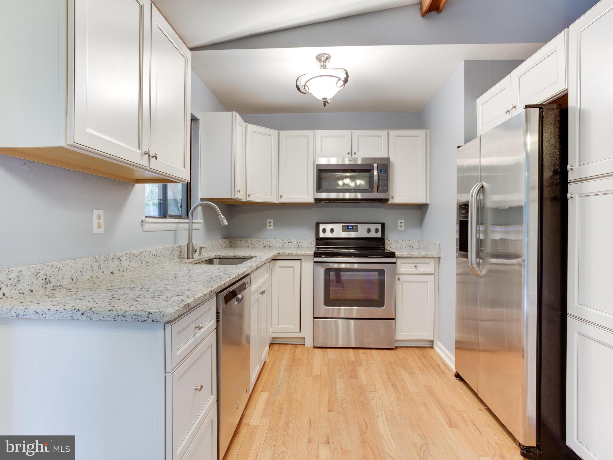 904 Ritchie Road Crownsville, MD 21032 - Photo 6 of 29 Kitchen