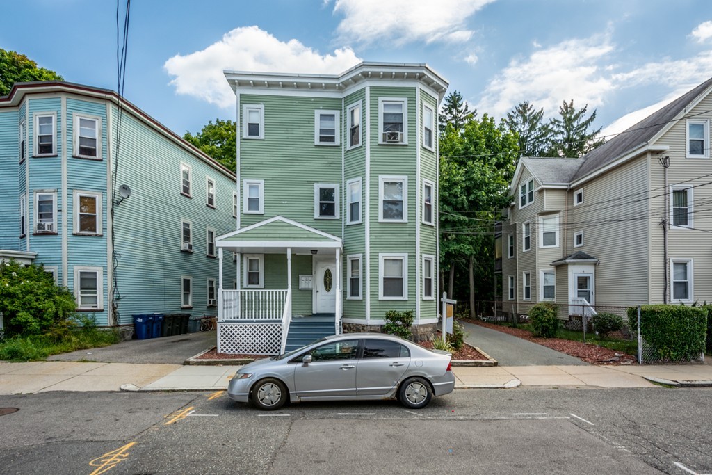 2 Pinedale Road, Unit 1 Boston, MA 02131 - Photo 3 of 11 Gallery Image 3