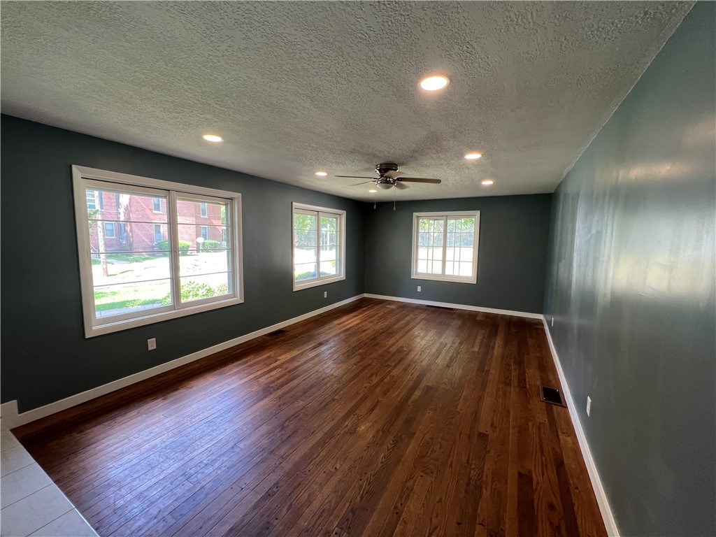 3 Ewing Place Decatur, IL 62522 - Photo 11 of 27