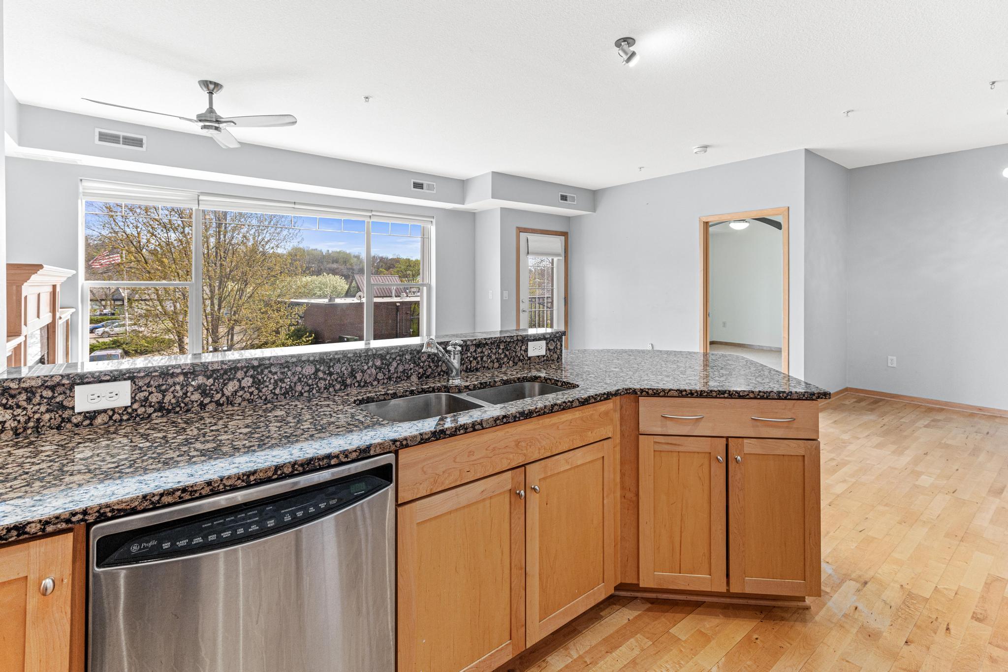 460 Ford Road, Unit 203 St. Louis Park, MN 55426 - Photo 14 of 29