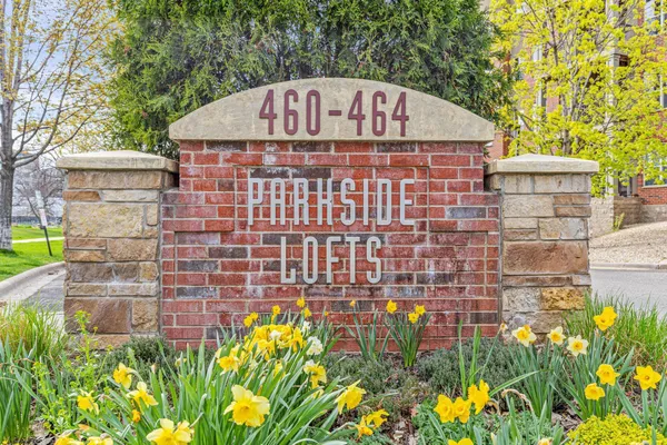 $269,000 | 460 Ford Road, Unit 203, St. Louis Park, MN 55426