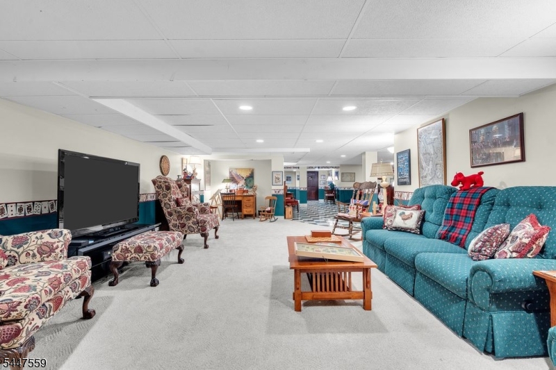 932 Cedarbrook Road Plainfield, NJ 07060 - Photo 43 of 44 Gallery Image 43