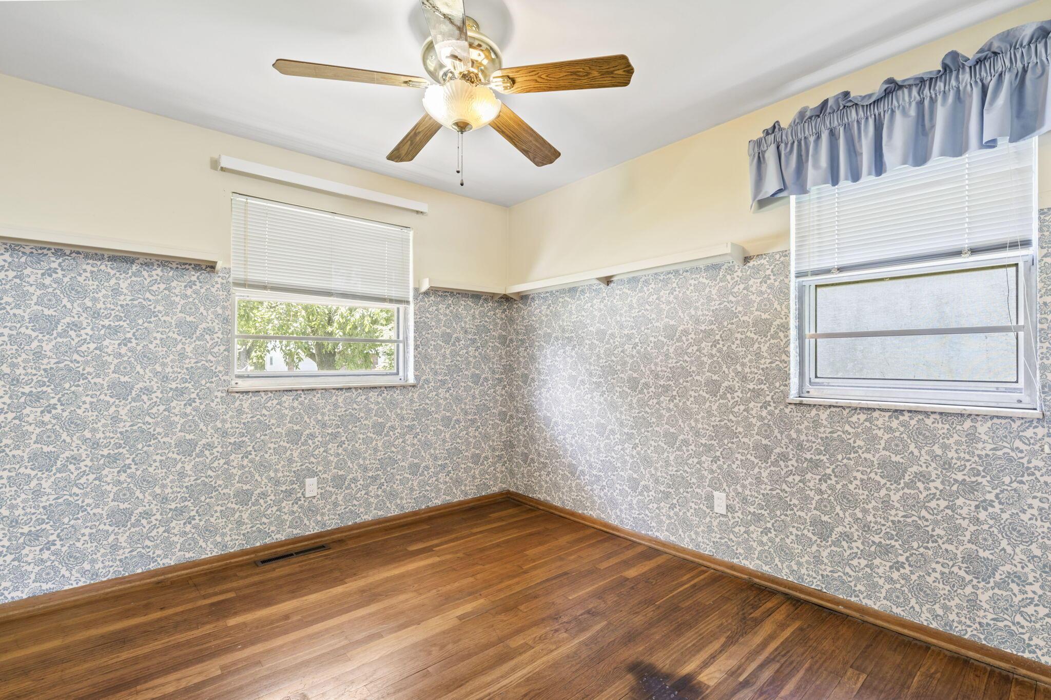 1442 Fullen Road Columbus, OH 43229 - Photo 23 of 46 Bedroom Two