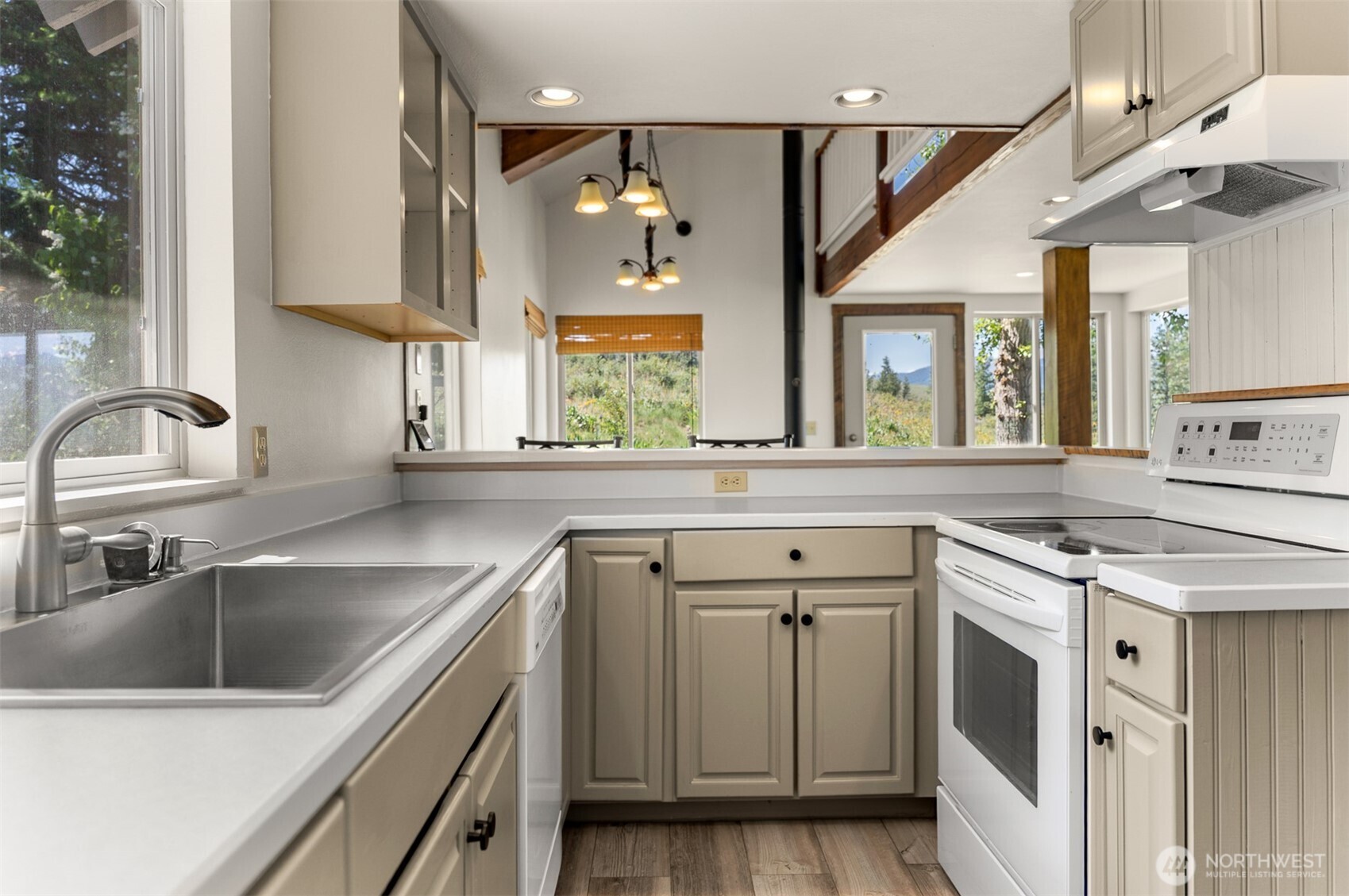 102 A Vintin Road Carlton, WA 98814 - Photo 12 of 40 Gallery Image 12