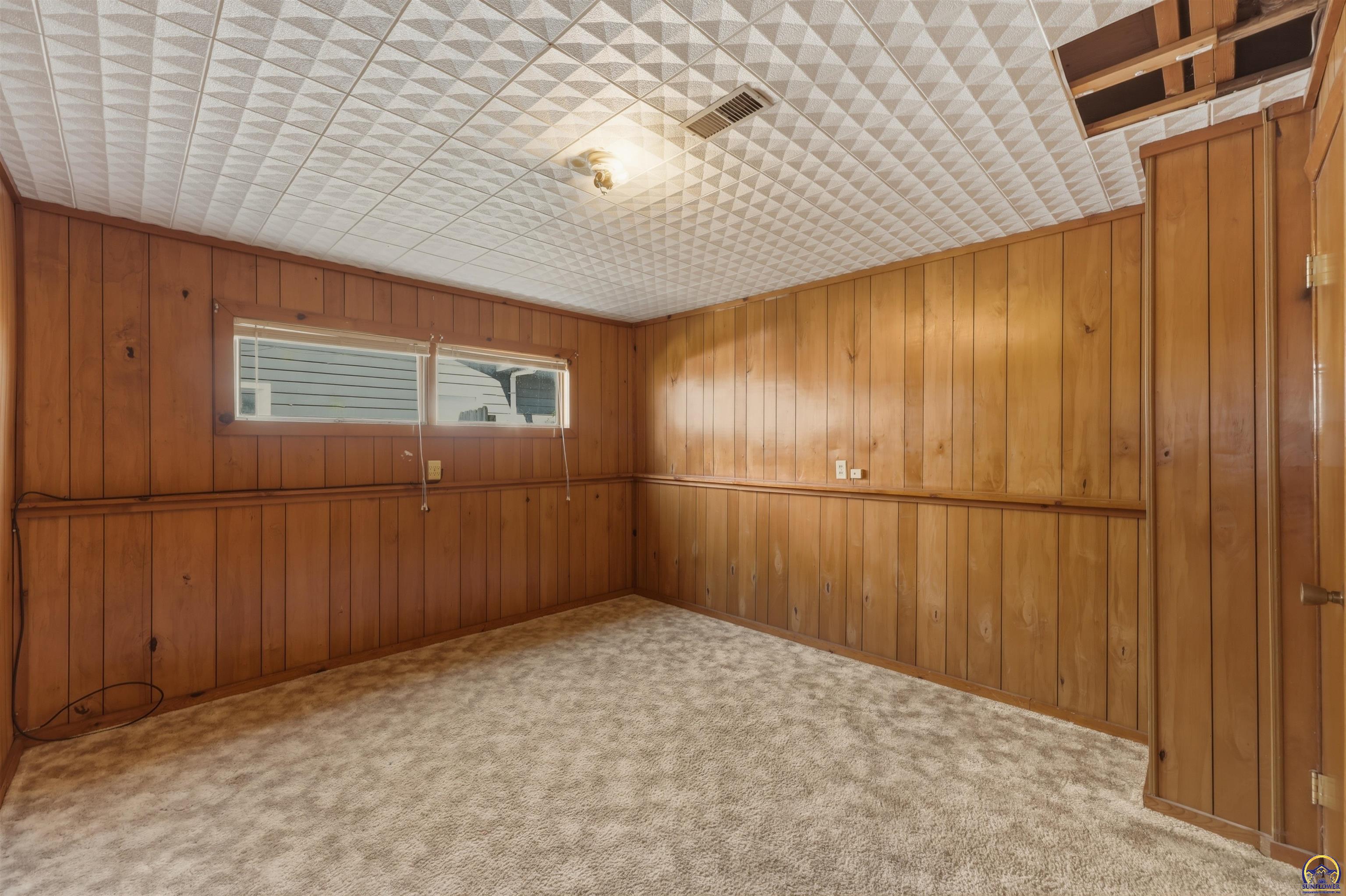 2836 Southwest Sunset Road Topeka, KS 66614 - Photo 12 of 25