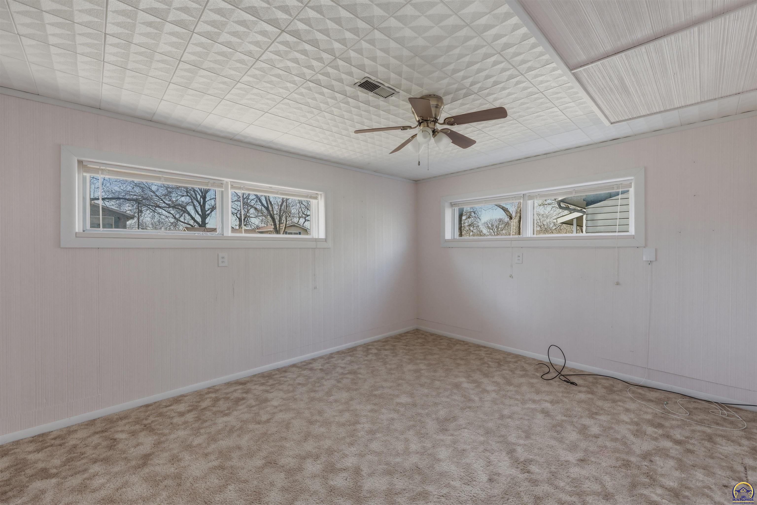 2836 Southwest Sunset Road Topeka, KS 66614 - Photo 15 of 25