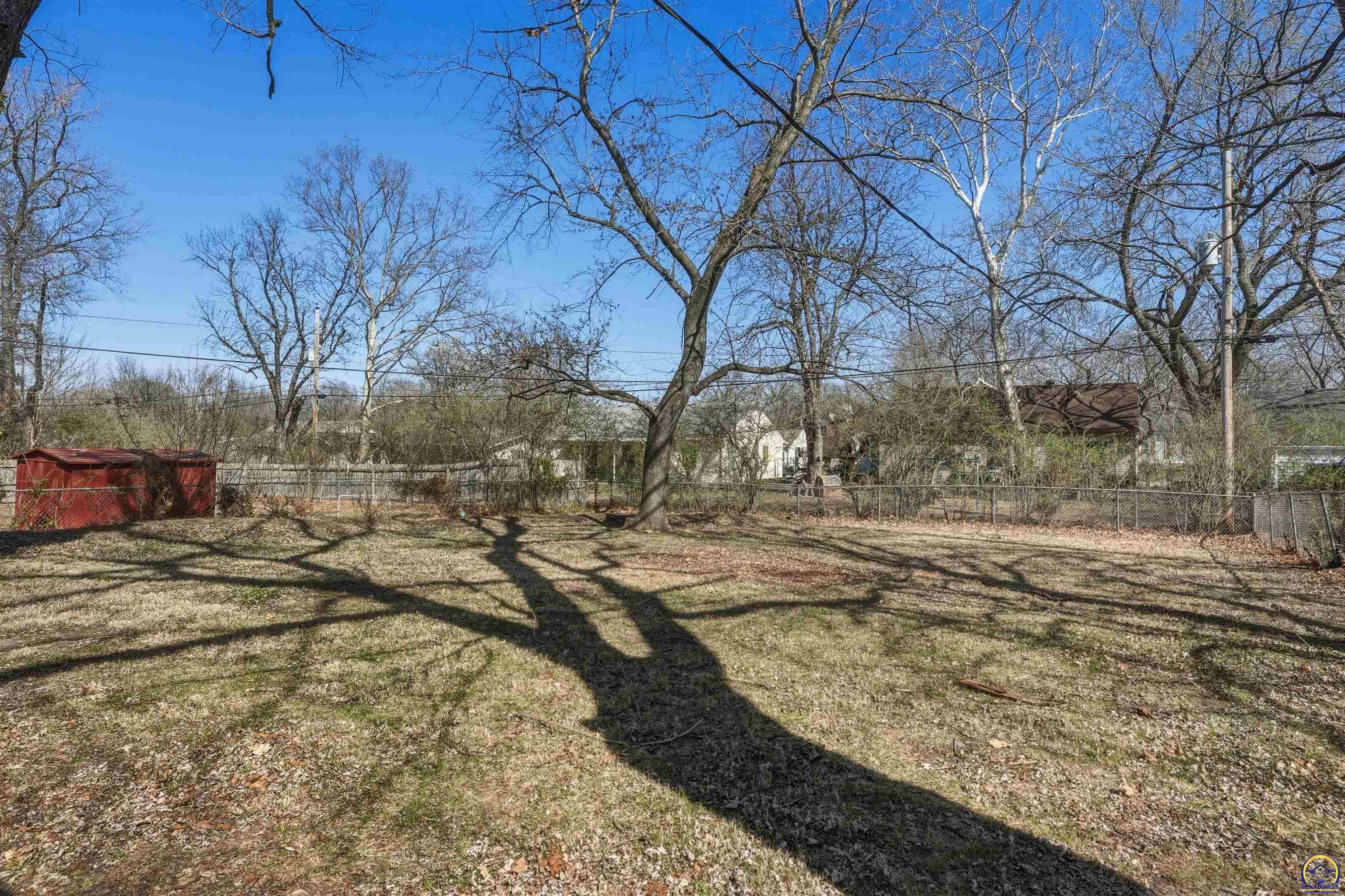 2836 Southwest Sunset Road Topeka, KS 66614 - Photo 24 of 25