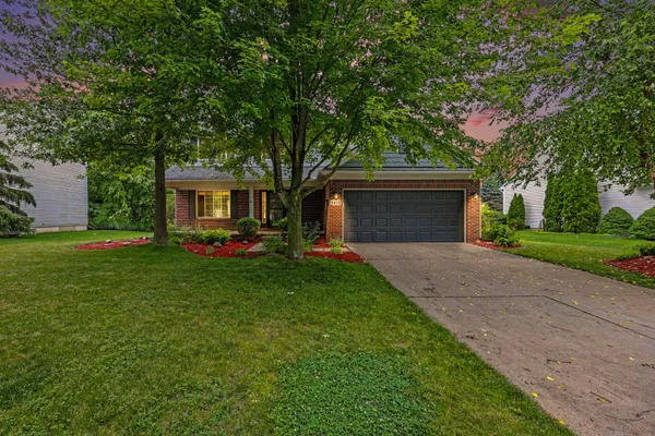 $515,000 | 1433 Carston Lane, Chelsea, MI 48118