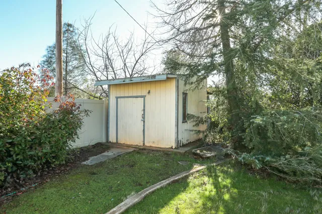 $380,000 | 17405 Maryann Lane, Anderson, CA 96007