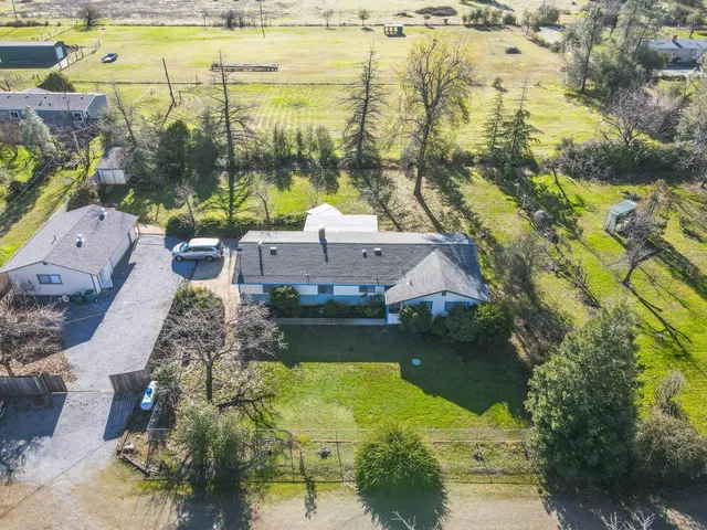 $380,000 | 17405 Maryann Lane, Anderson, CA 96007