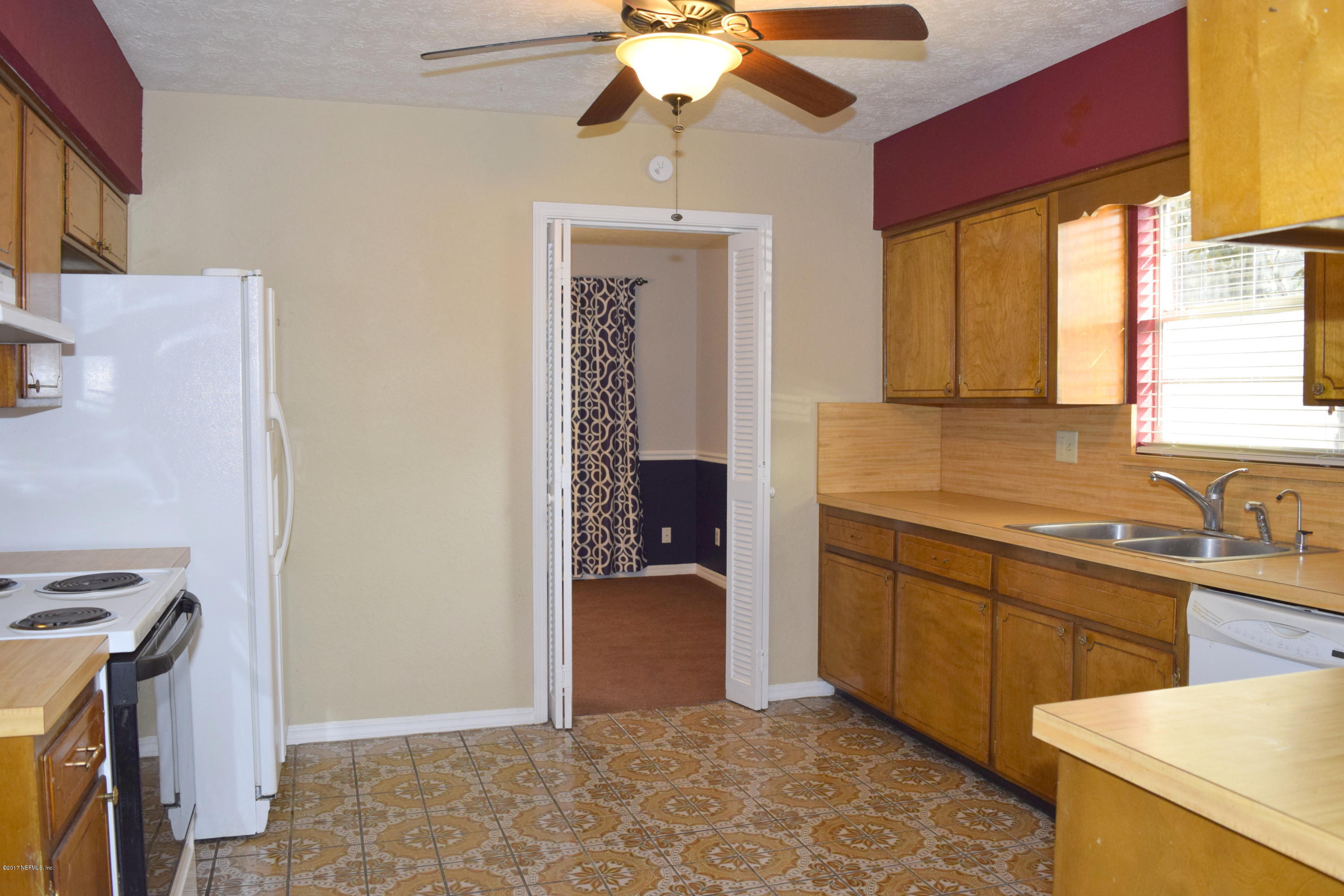 2930 Greenridge Road Orange Park, FL 32073 - Photo 17 of 52 lots of cabinets