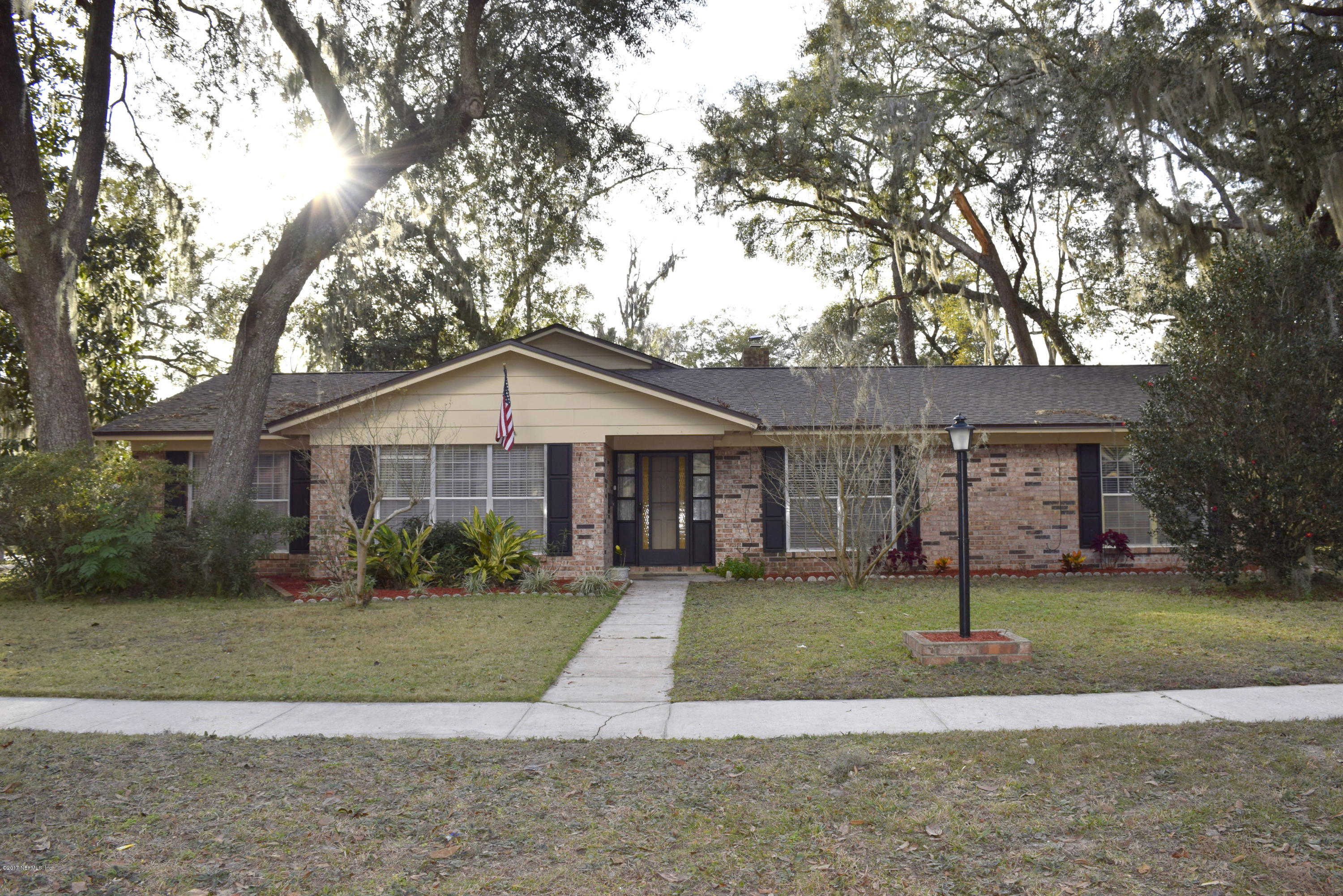 2930 Greenridge Road Orange Park, FL 32073 - Photo 4 of 52 Front with side walk