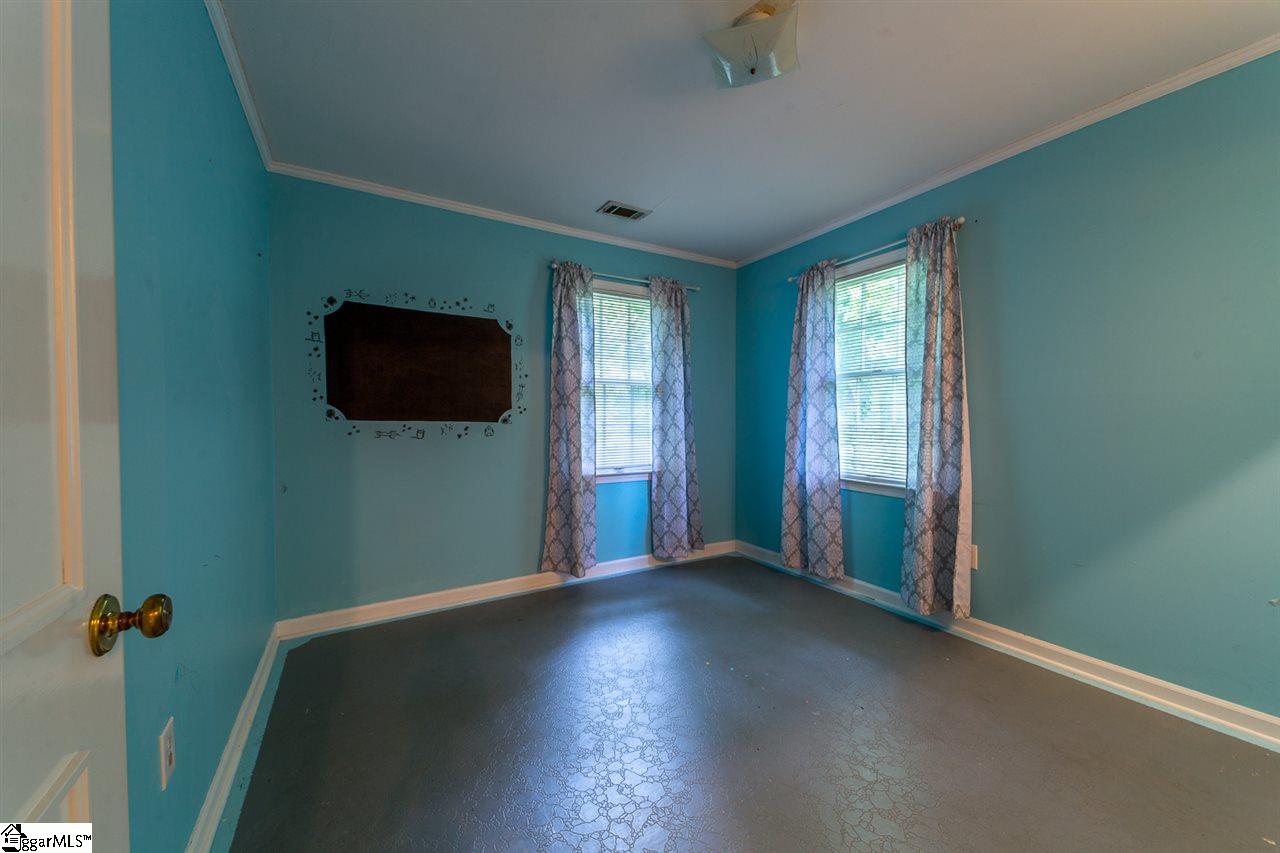 207 Ridgewood Street Easley, SC 29642 - Photo 17 of 20 Gallery Image 17