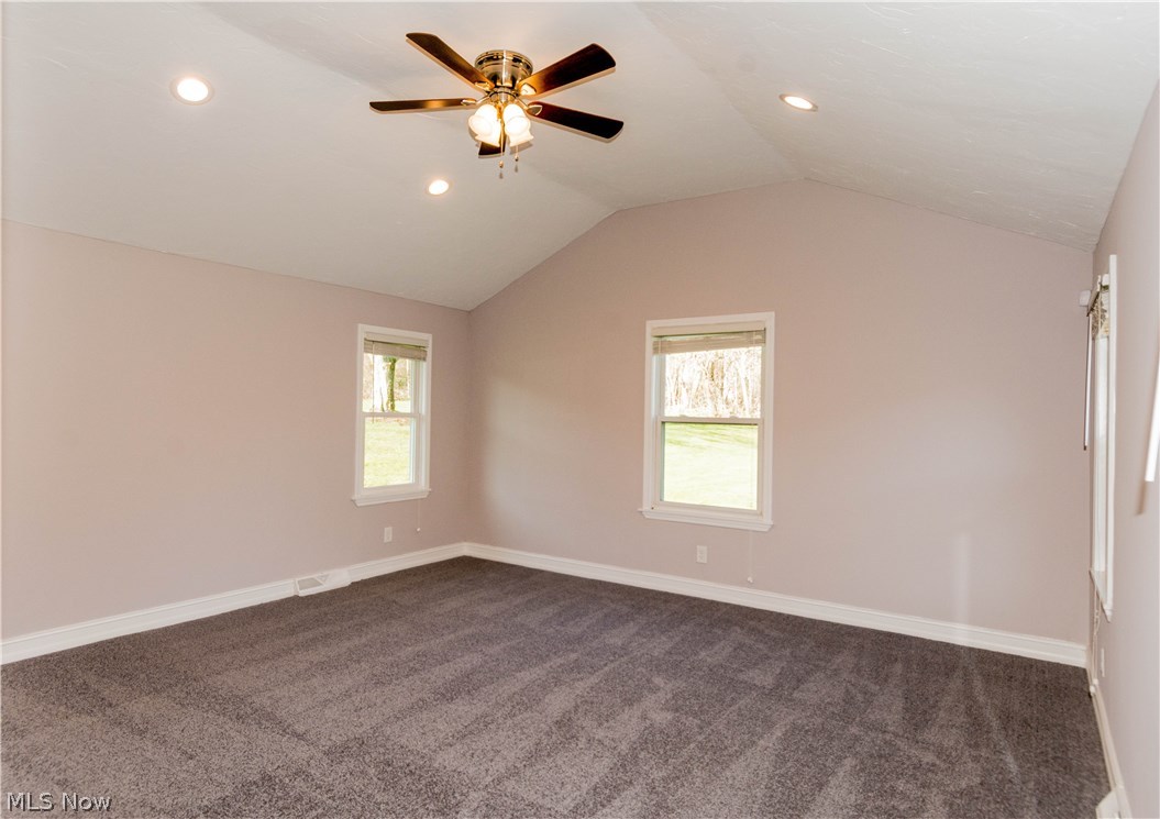 3482 Lander Road Cleveland, OH 44124 - Photo 10 of 20