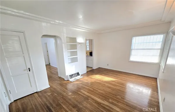 $1,795 | 146 North Hamilton Drive, Unit A, Beverly Hills, CA 90211