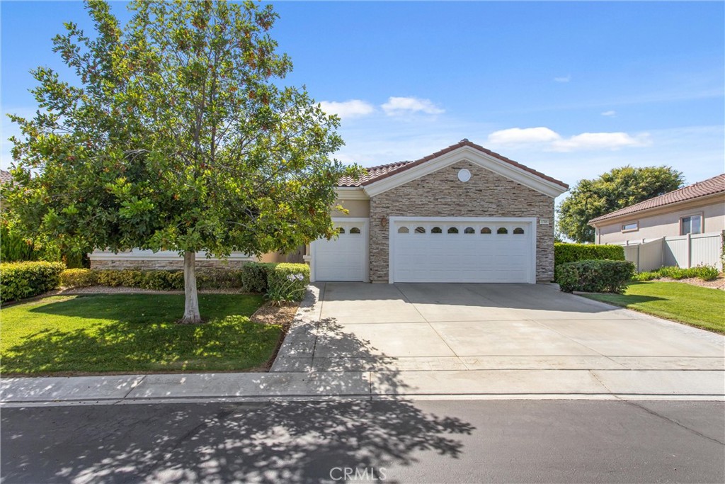 1709 Reyes Lane Beaumont, CA 92223 - Photo 5 of 38
