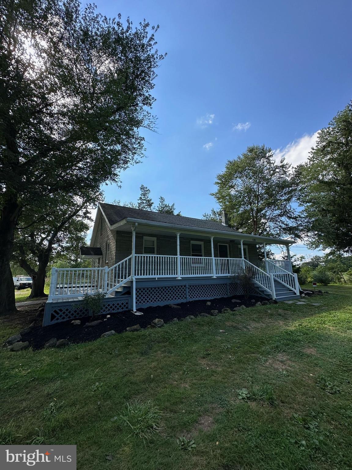 128 Crosswicks Chesterfield Road Chesterfield, NJ 08515 - Photo 2 of 23