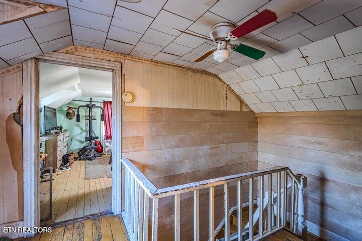 359 Depot Street Vonore, TN 37885 - Photo 15 of 19 Upstairs Hallway