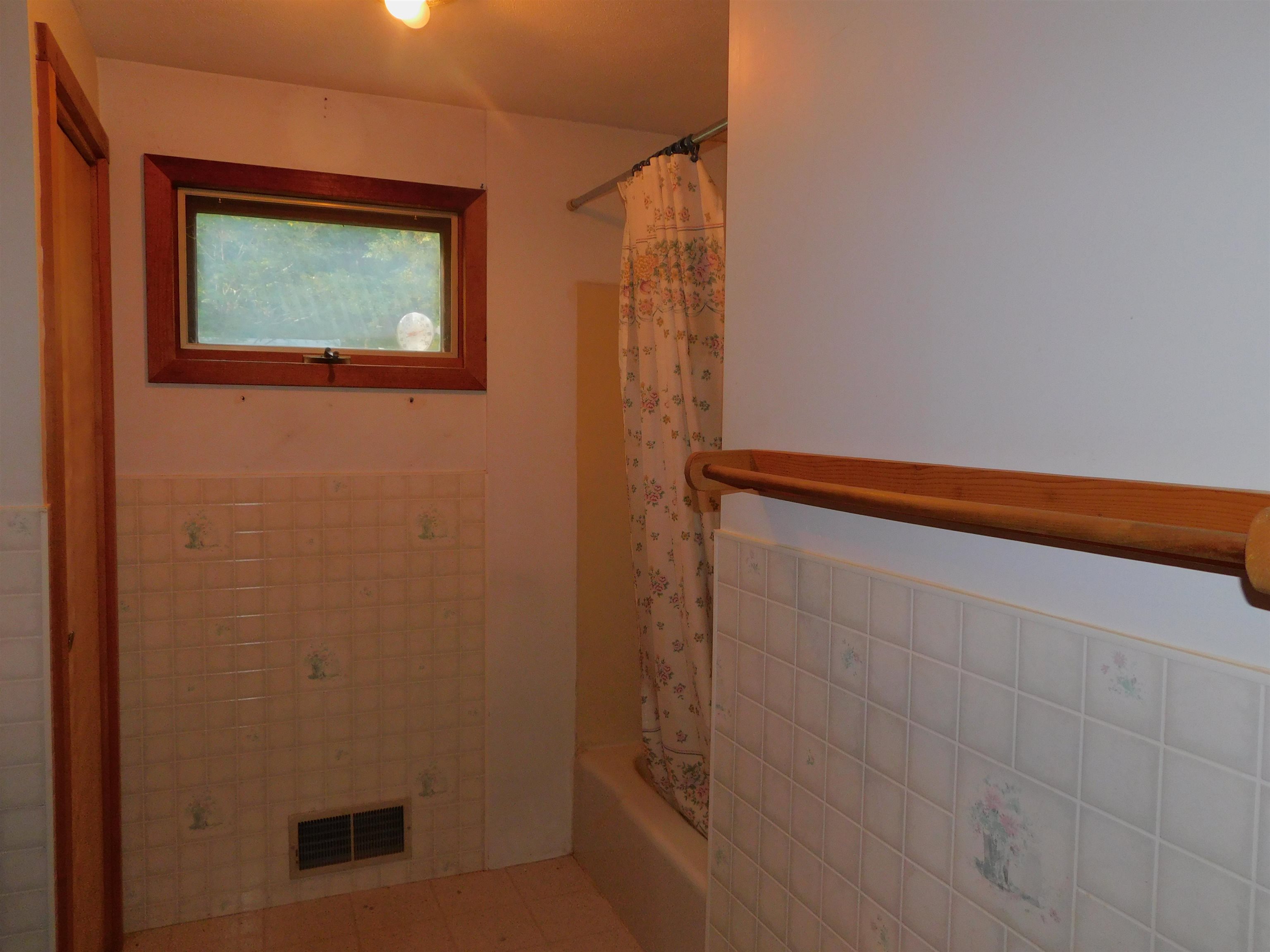 117 Exeter Road North Hampton, NH 03862 - Photo 8 of 17