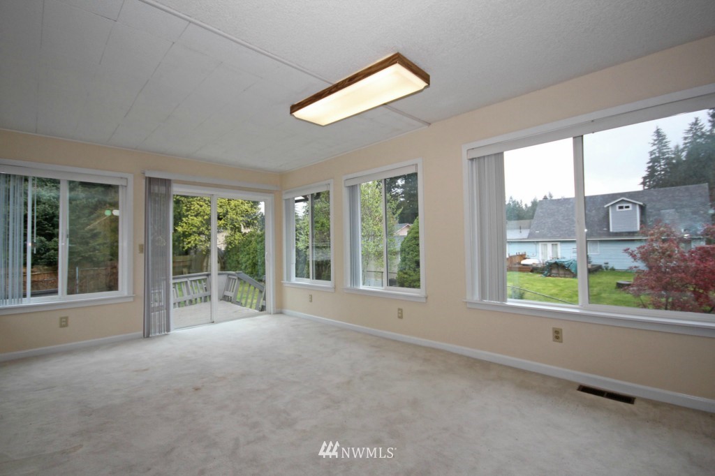 14631 Southeast 140th Street Renton, WA 98059 - Photo 4 of 14