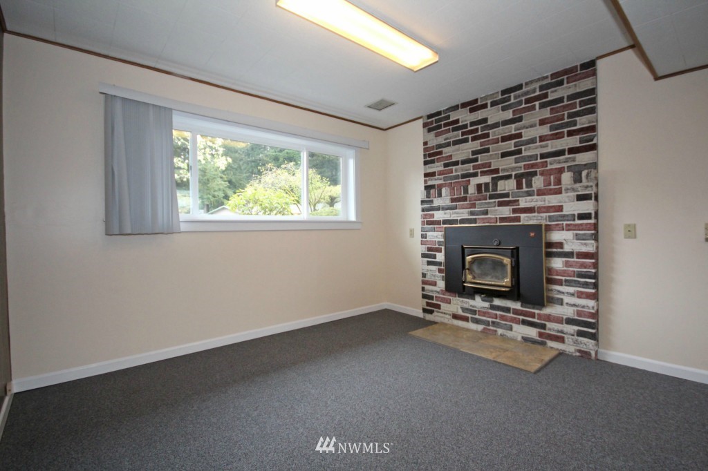 14631 Southeast 140th Street Renton, WA 98059 - Photo 9 of 14