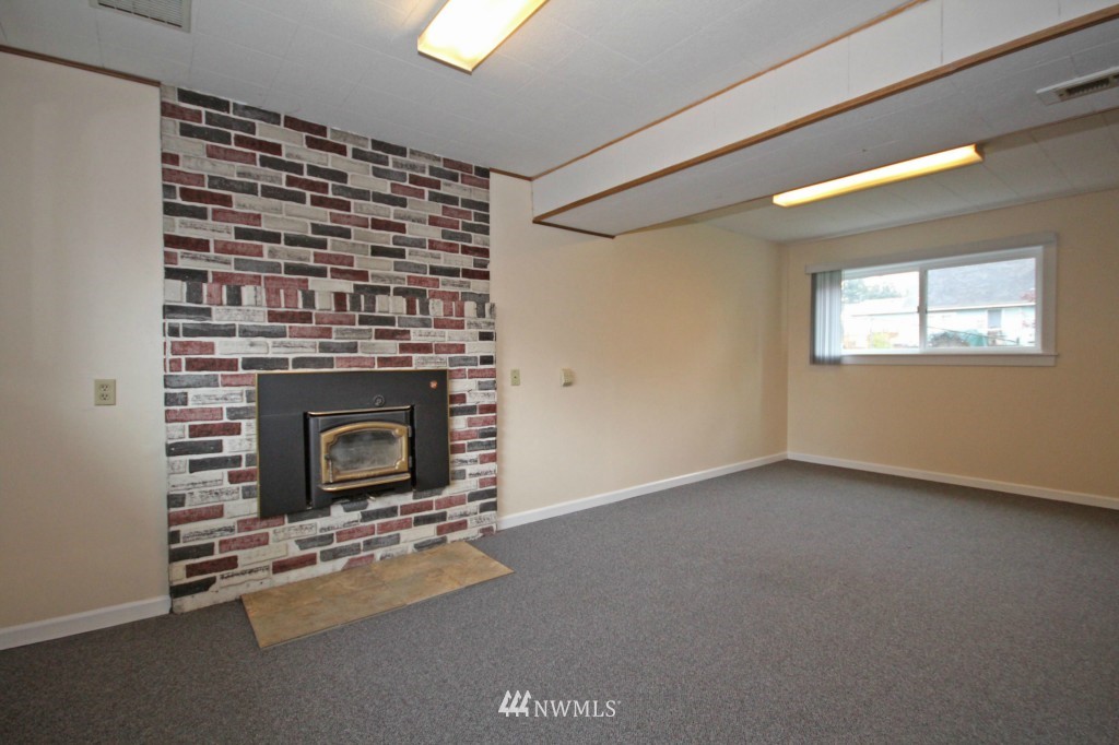 14631 Southeast 140th Street Renton, WA 98059 - Photo 10 of 14