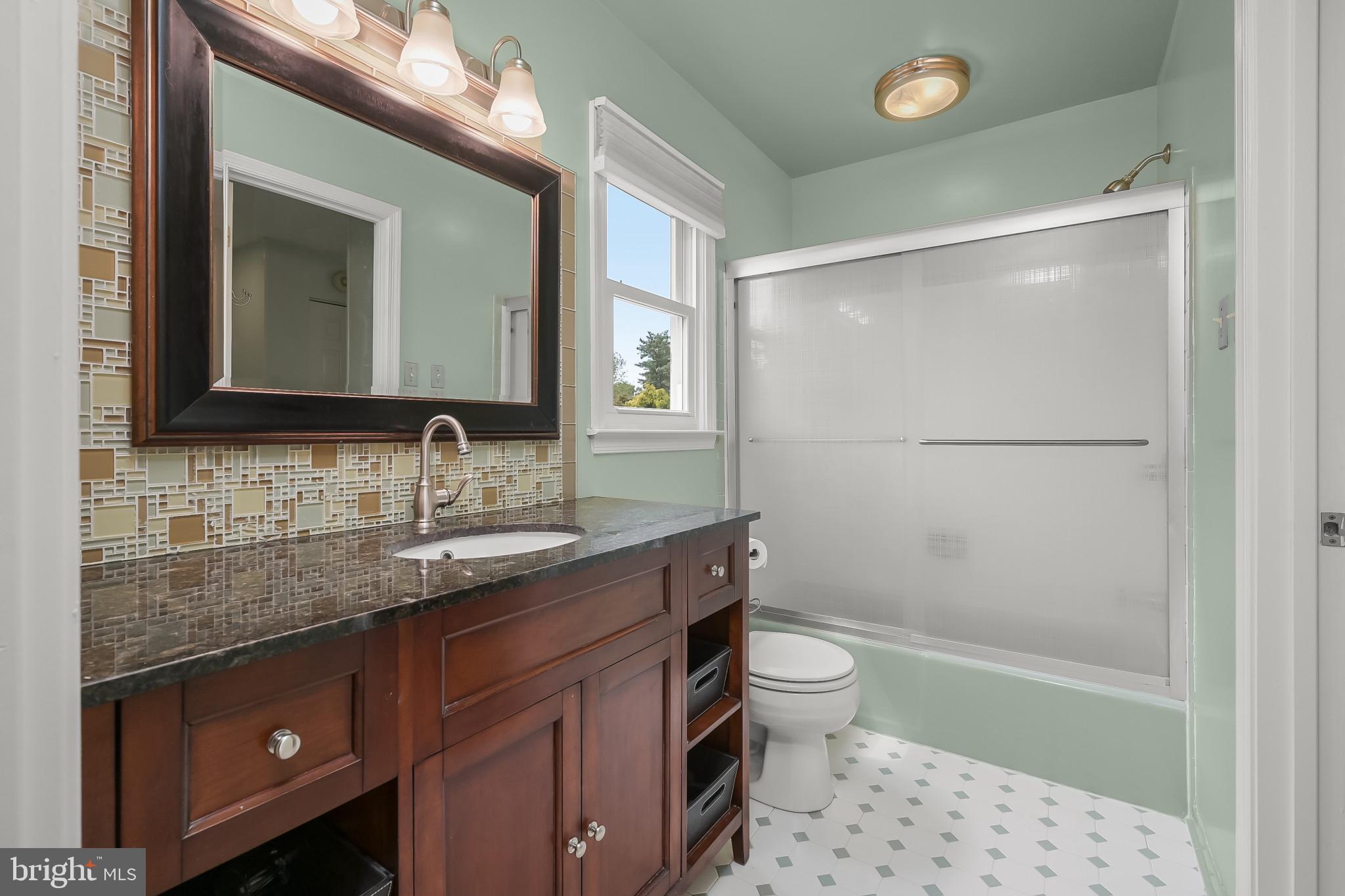 1223 Nottingham Road Westminster, MD 21157 - Photo 46 of 72 Full Bath