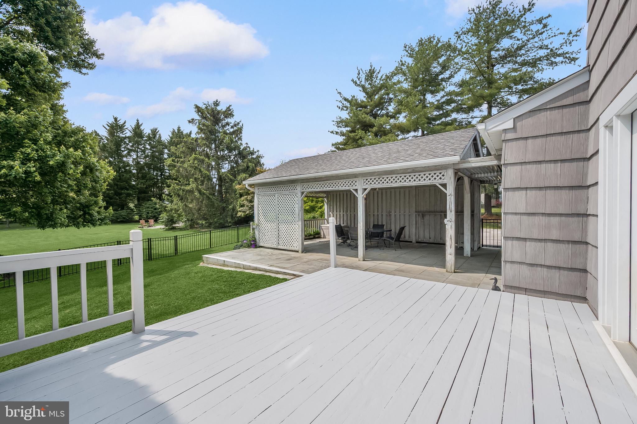 1223 Nottingham Road Westminster, MD 21157 - Photo 6 of 72 Deck | Covered