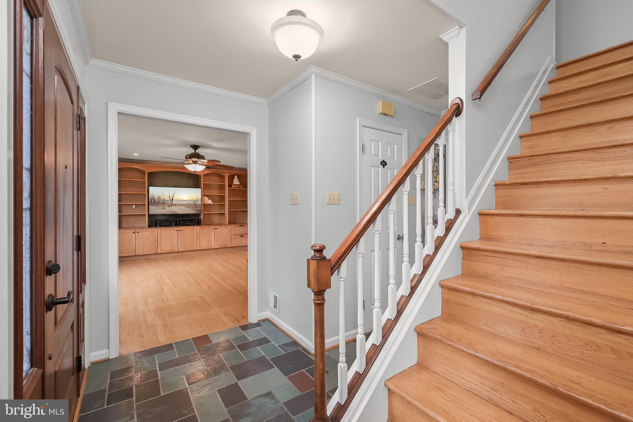 1223 Nottingham Road Westminster, MD 21157 - Photo 8 of 72 Foyer