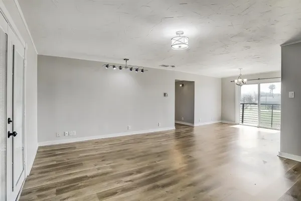 $140,000 | 709 Gale Street, Unit 14, Seabrook, TX 77586