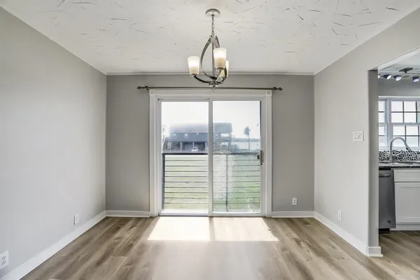 $140,000 | 709 Gale Street, Unit 14, Seabrook, TX 77586