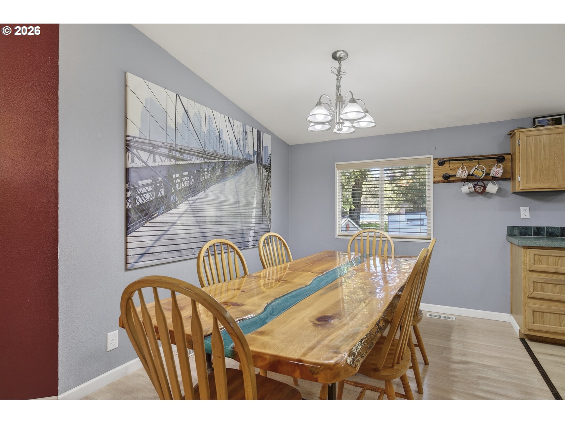 32700 Southeast Leewood Lane Boring, OR 97009 - Photo 14 of 44 a dining room with furniture and window