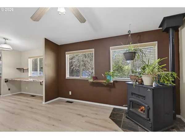 $215,000 | 32700 Southeast Leewood Lane, Boring, OR 97009
