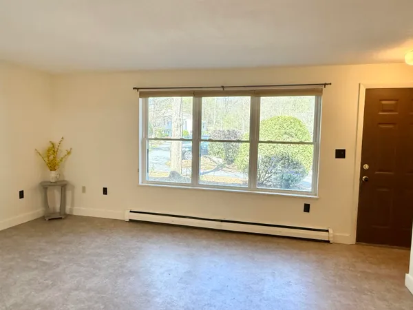 $205,000 | 10 Morningside Cmns, Brattleboro, VT 05301