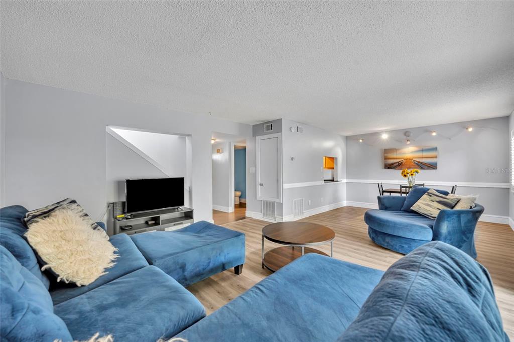 5377 Vineland Road, Unit 1D Orlando, FL 32811 - Photo 9 of 28