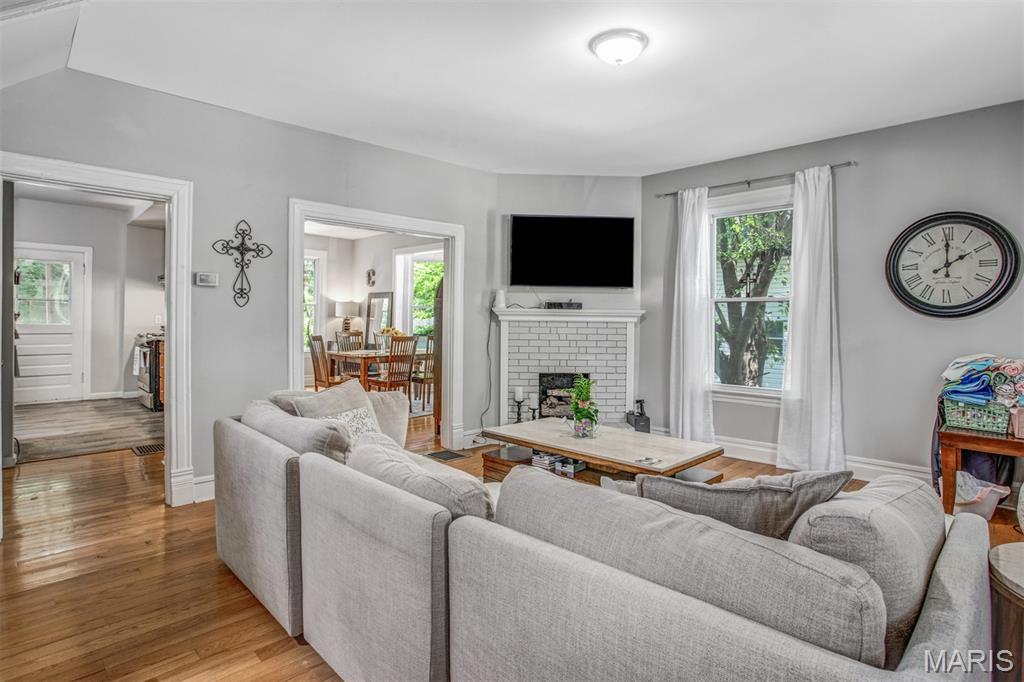 3423 Manhattan Avenue St. Louis, MO 63143 - Photo 8 of 46 Gallery Image 8