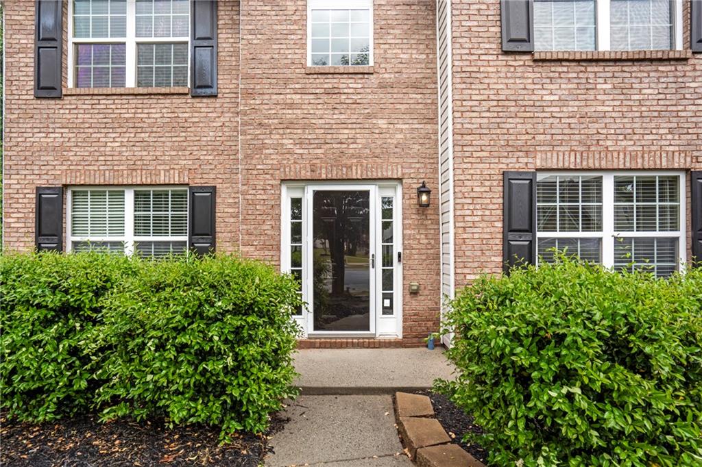 709 Roxholly Lane Northeast Buford, GA 30518 - Photo 2 of 35
